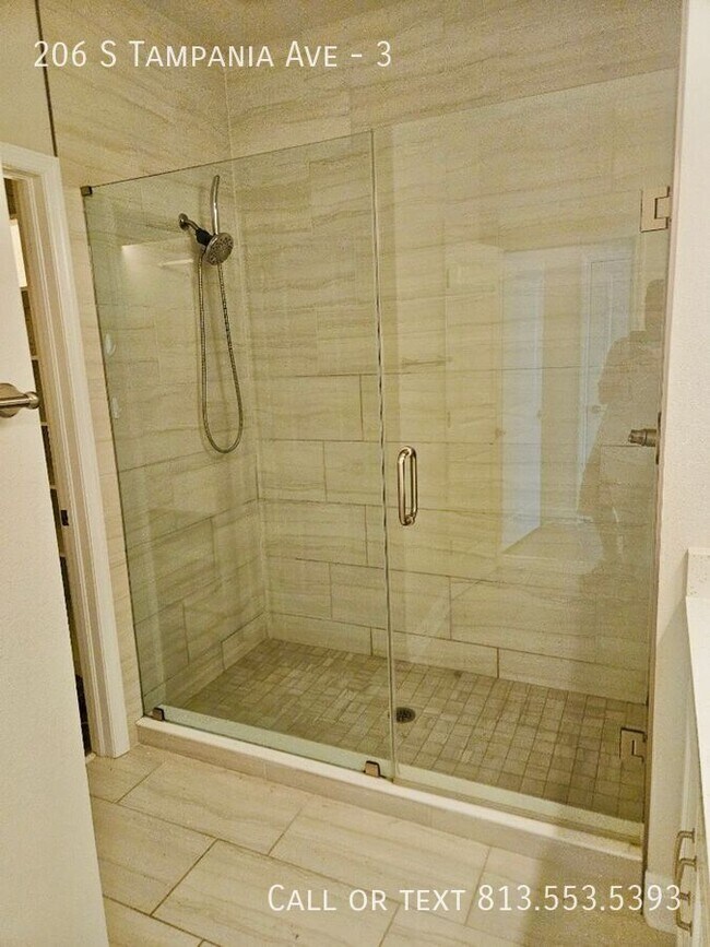 Building Photo - 206 S Tampania Ave