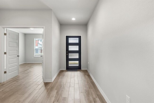 Building Photo - 1701 Jacey Way