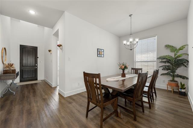 Building Photo - 1128 Superbloom Ave