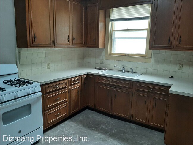 Building Photo - 3 br, 1 bath House - 626 W Lynn St.