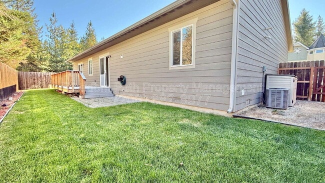 Building Photo - 302 Ashlin Ct