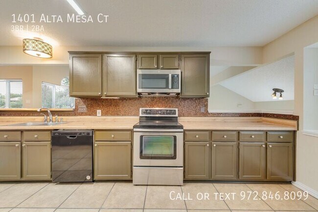 Building Photo - 1401 Alta Mesa Ct
