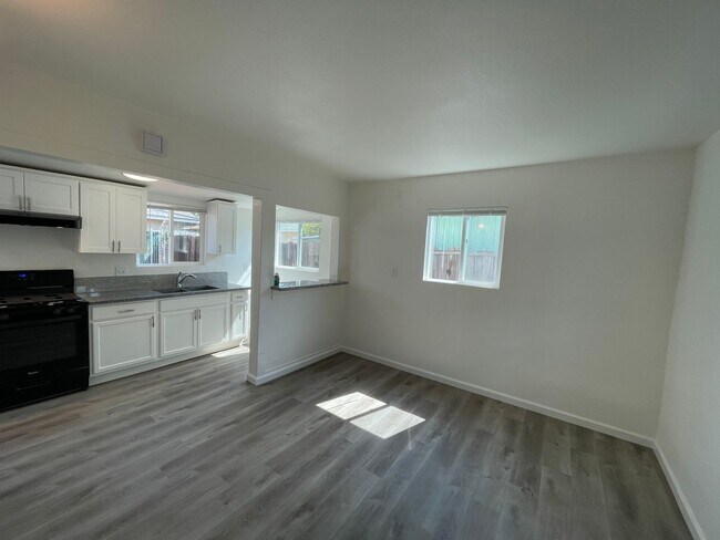 Building Photo - Burney Street Triplex