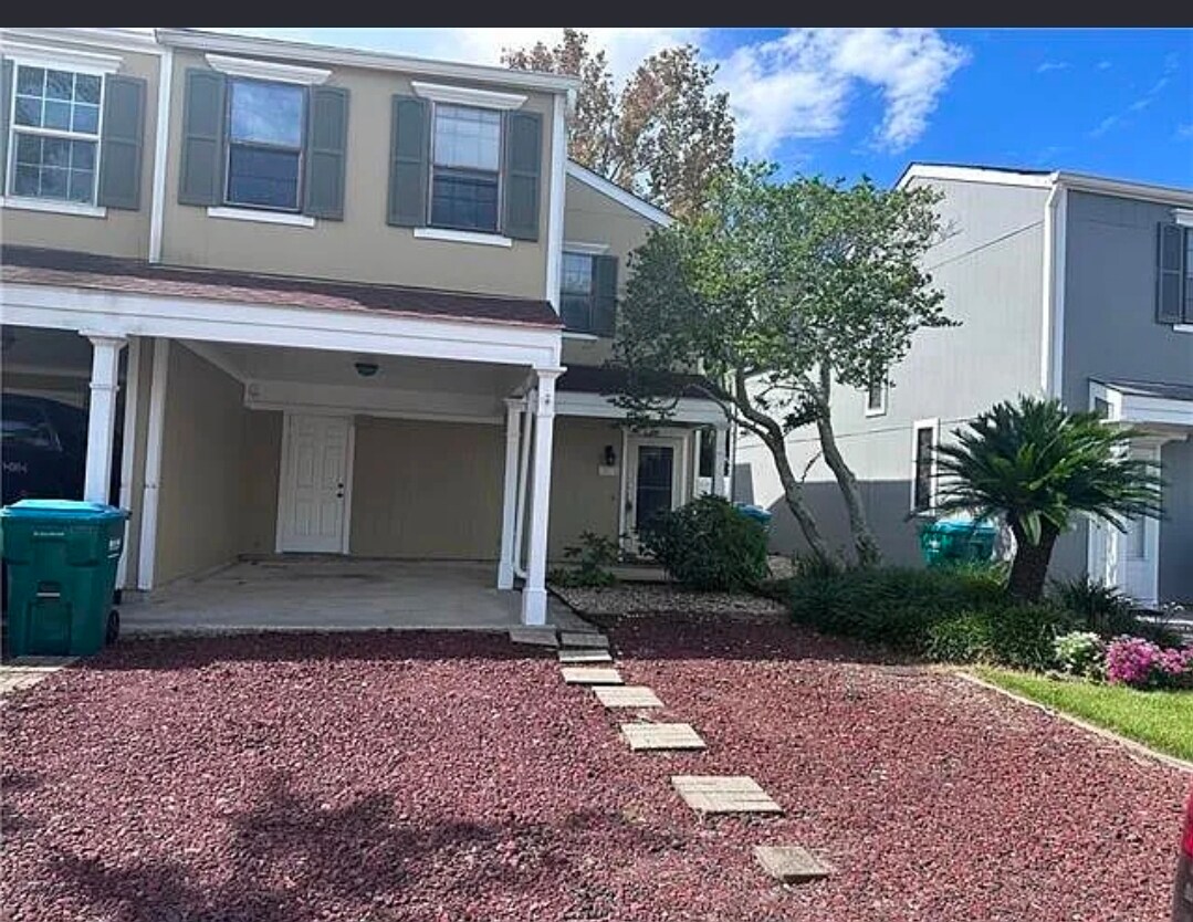 Building Photo - 4213 Paradis Ln