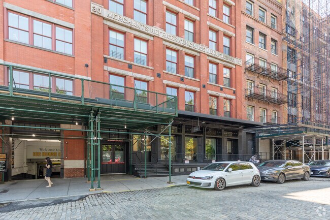 Building Photo - Sunette Tribeca Condominium