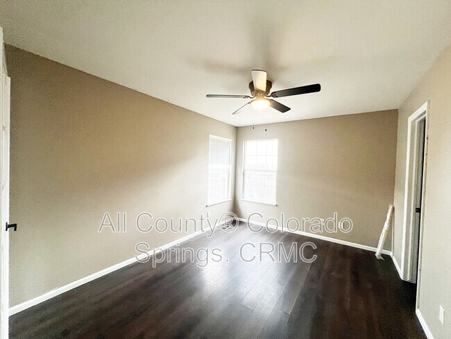 Building Photo - 14345 Woodrock Path