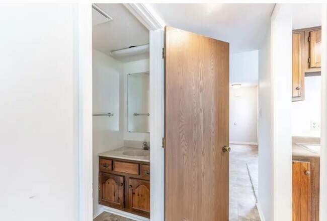 Building Photo - 4318 Whaler's Cove