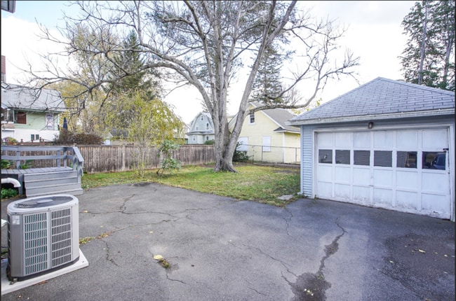 Building Photo - 57 Worthen St