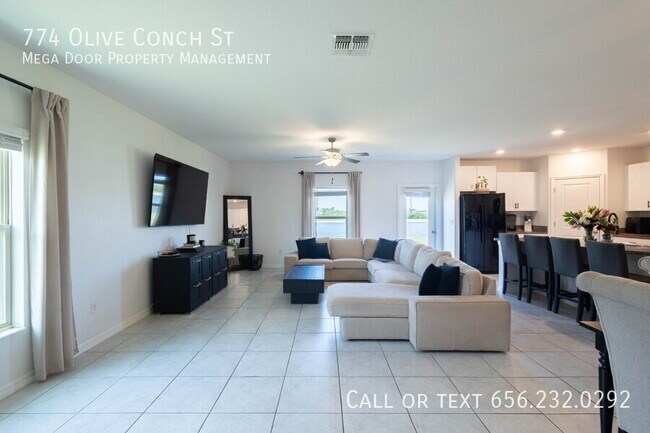 Building Photo - 774 Olive Conch St