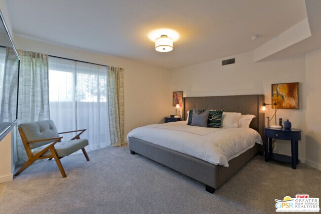 Building Photo - 3545 Ridgeview Cir S