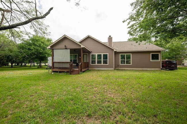 Building Photo - 122 Koele Ct