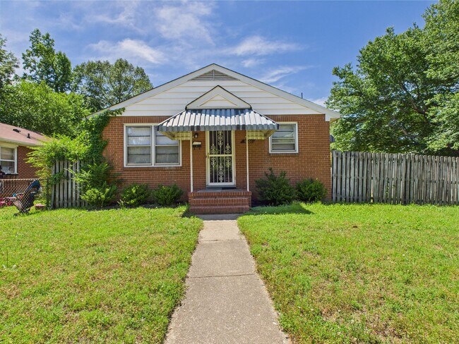 Primary Photo - Cozy, 3 Bedroom Brick Cape in Fulton Hill ...