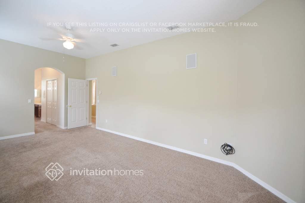 Building Photo - 726 Lakeworth Cir