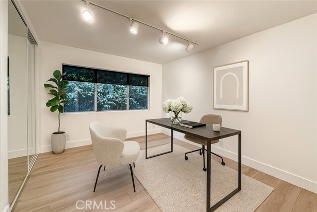 Building Photo - 4575 De Celis Pl