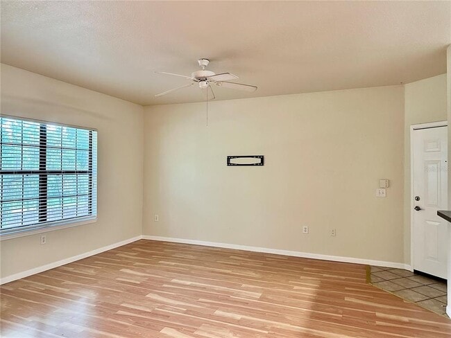 Building Photo - 2141 Portofino Pl