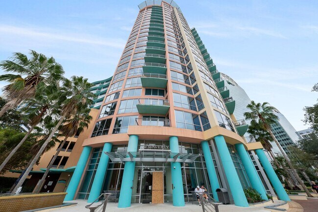 Building Photo - Downtown Orlando One Bedroom with Lake Eola View * * Modernized Waverly Condo
