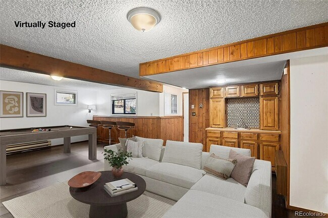 Building Photo - 6136 High Dr