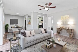 Building Photo - Glen Oaks Apartments