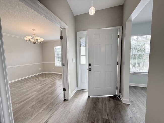 Building Photo - Single Family Home in the Heart of Mandarin!