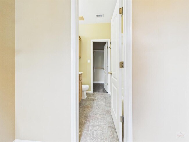 Building Photo - 8518 Cahill Dr