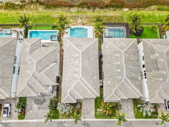 Building Photo - 17197 Teton River Rd