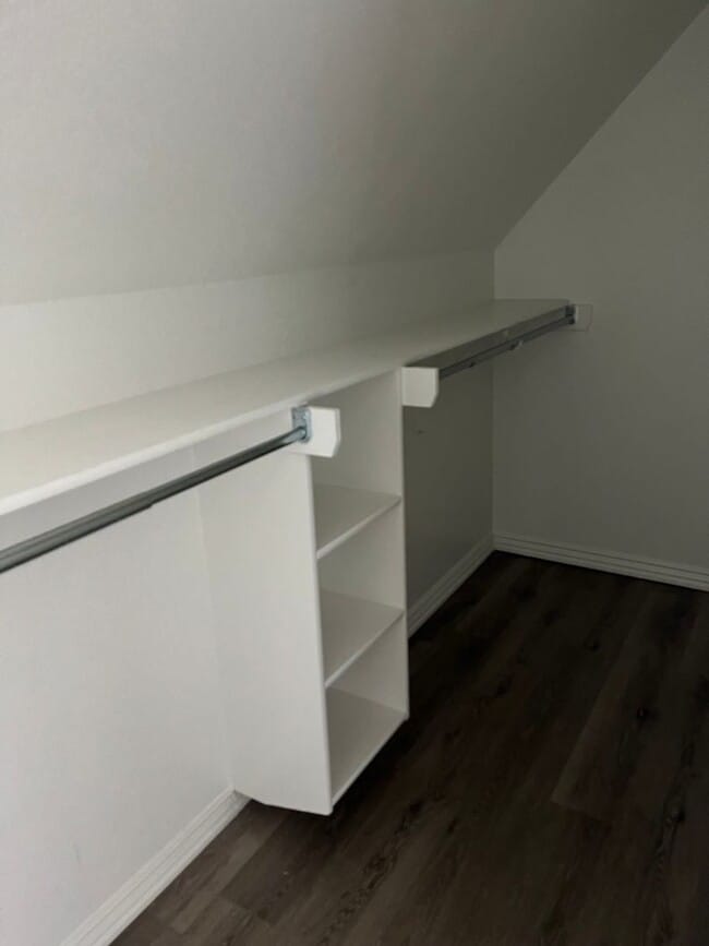 Building Photo - COX-NORTHRIDGE DRIVE TOWNHOMES