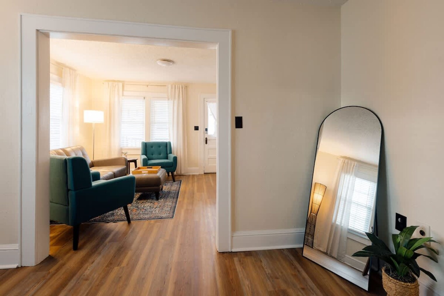 Building Photo - 217 Highland Ave