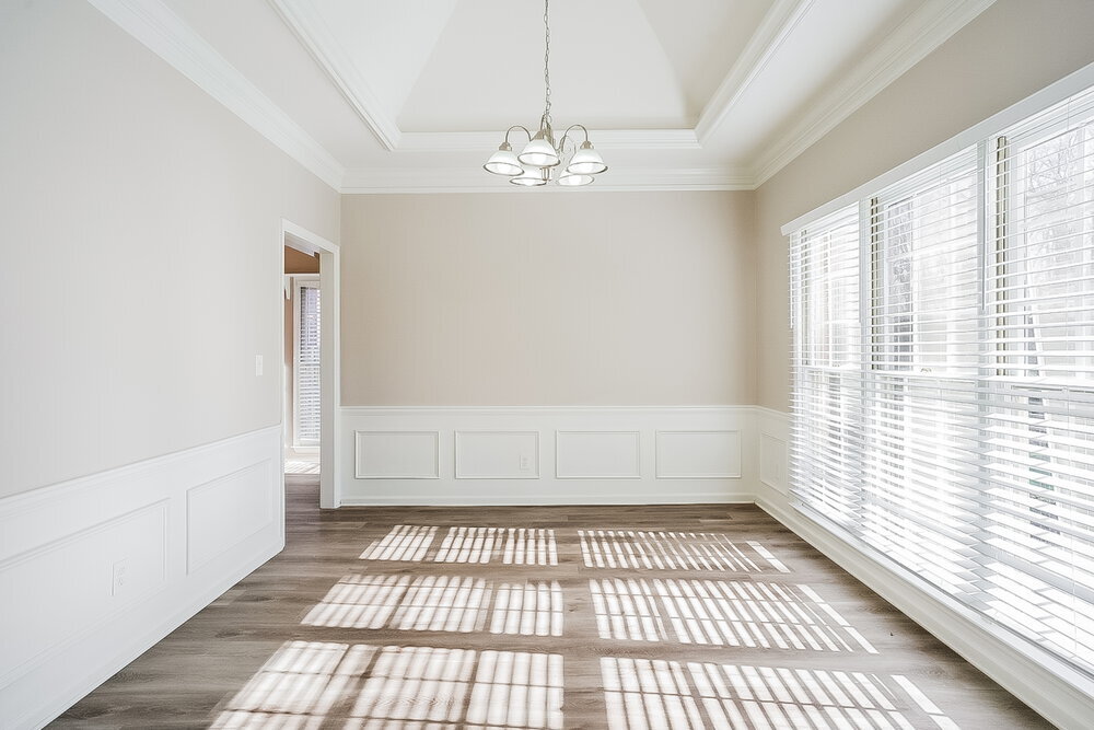 Building Photo - 5471 Saddle Creek