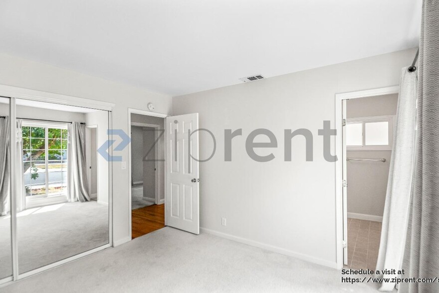 Building Photo - 8367 Cavalier Ln