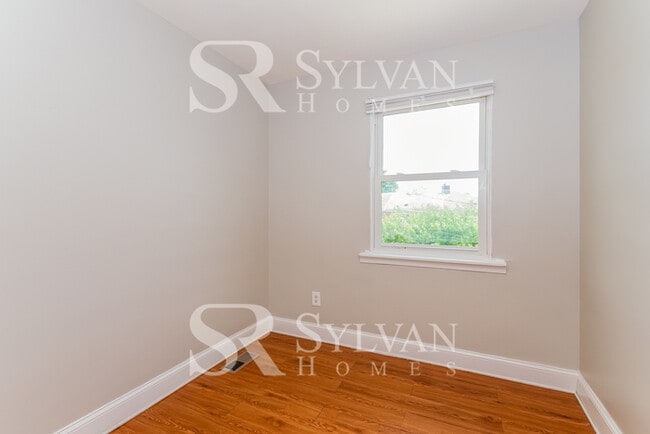 Building Photo - The Lifestyle You Deserve.