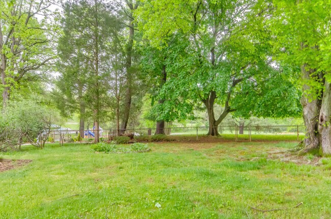 Building Photo - 11705 Ashley Dr