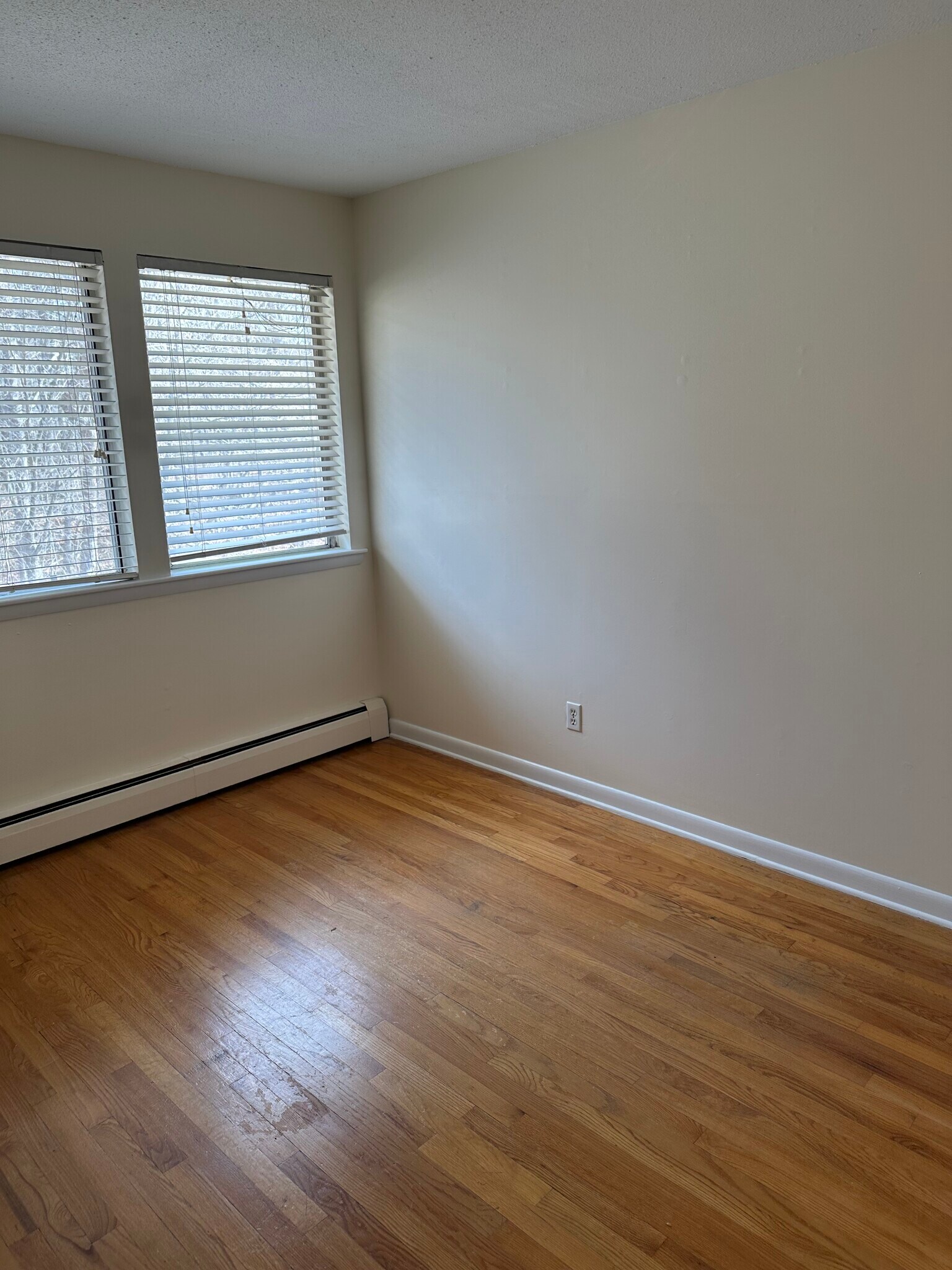 Building Photo - 127 New Britain Ave