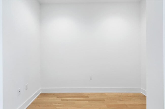 Building Photo - 6025 JFK Blvd E