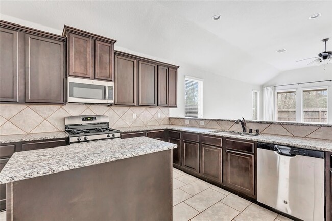 Building Photo - 23430 Banks Mill Dr