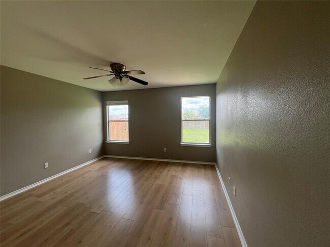 Building Photo - 12817 Chime Dr