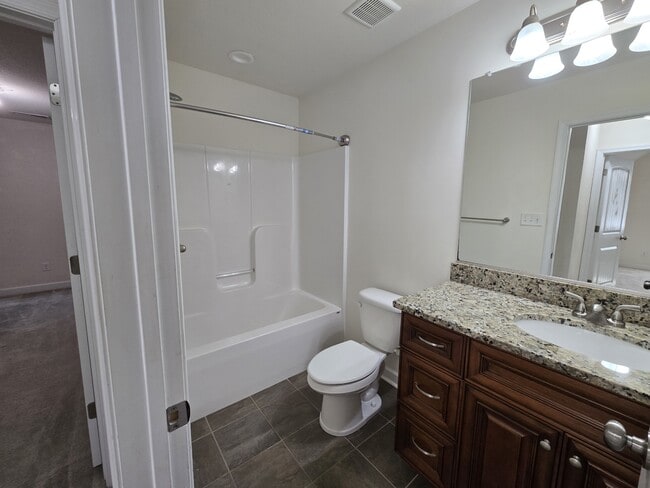 Building Photo - 4724 Bruce St