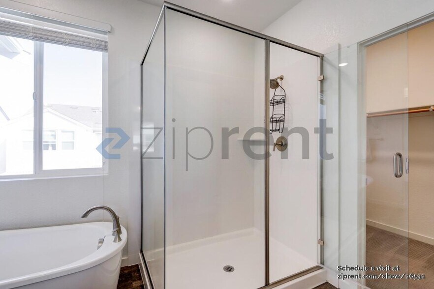 Building Photo - 50 Seasmoke Pl