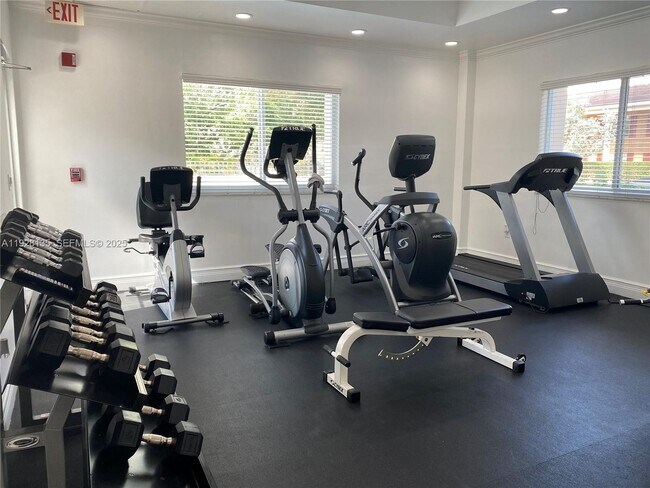 Building Photo - 22 Salamanca Ave