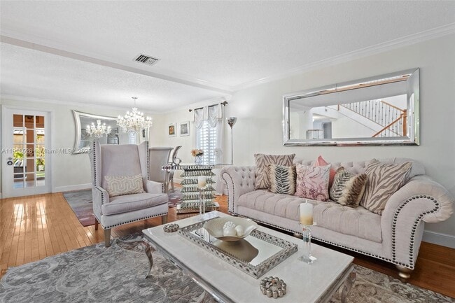 Building Photo - 1211 Algeria Ave