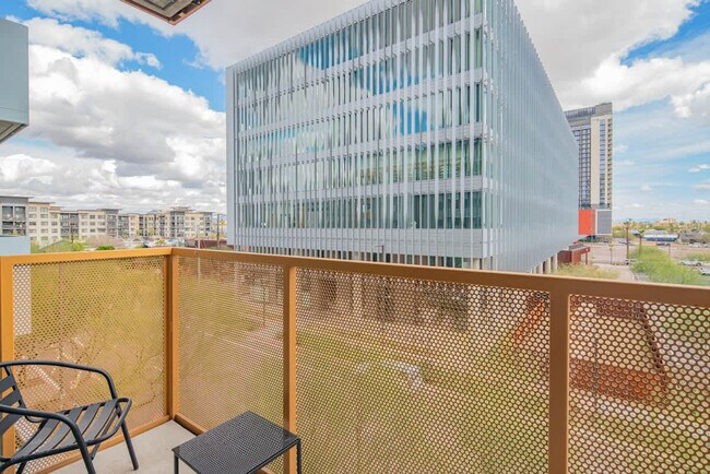 Building Photo - 888 N 4th St