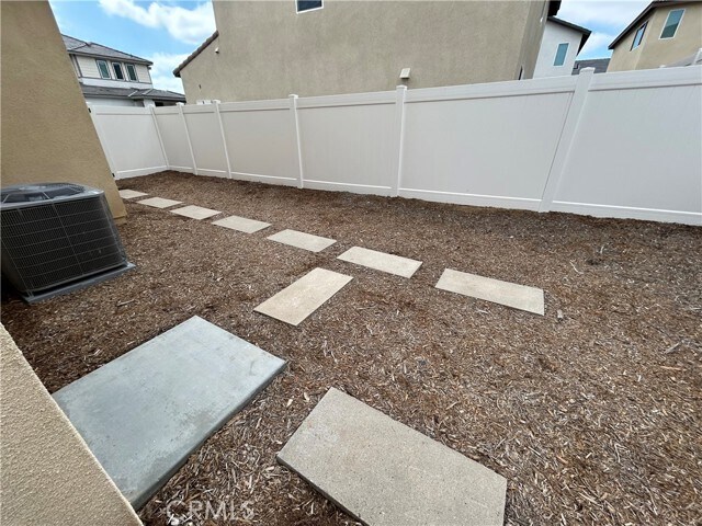 Building Photo - 31649 Cobalite Dr