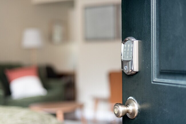 Building Photo - 5248 SE Stark St