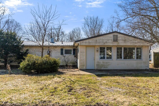 Building Photo - COMING SOON! Updated 3-Bedroom House