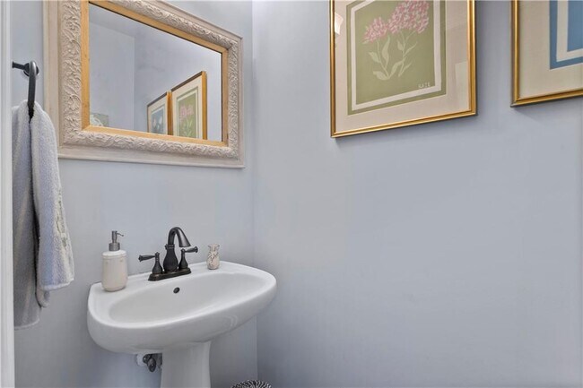 Building Photo - 2924 Wintercrest Way