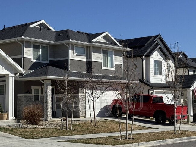 Building Photo - 138 E Crown Point Dr