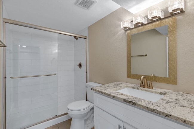 Building Photo - 3101 S Clarkson St