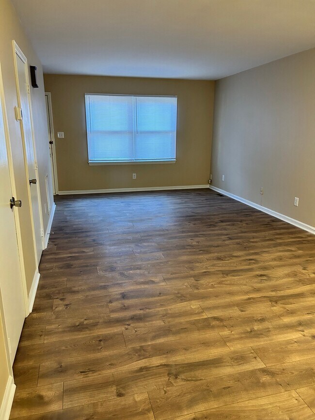 Building Photo - 28 Xebec Way