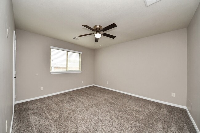 Building Photo - 2009 Amado Ln