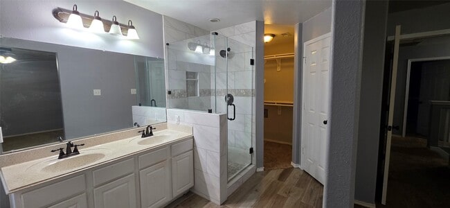 Building Photo - 5210 Nautilus Ln