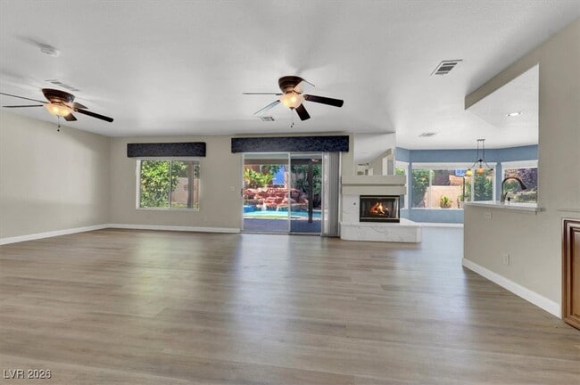 Building Photo - 8932 Bracken Cliff Ct